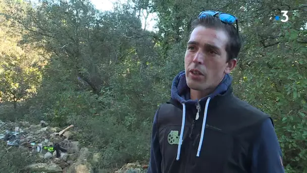 Près de Montpellier : des centaines de déchets répandus dans un bois de Saint-Geniès-des-Mourgues