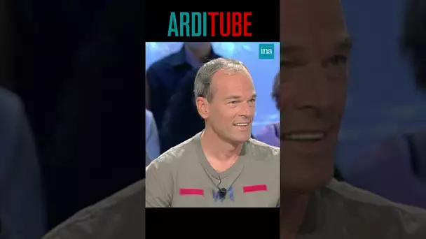 Il y a une mouche  #Shorts #INA #Arditube #Ardisson