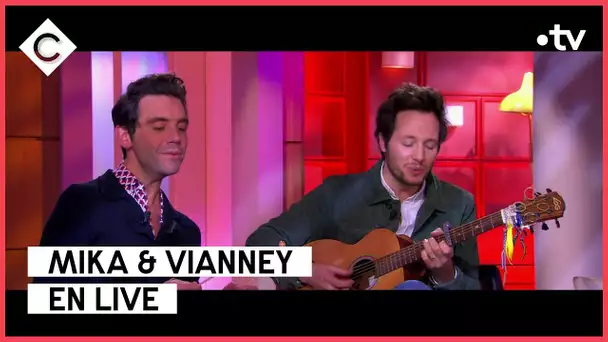 Mika & Vianney en live dans C à vous - 07/02/2023