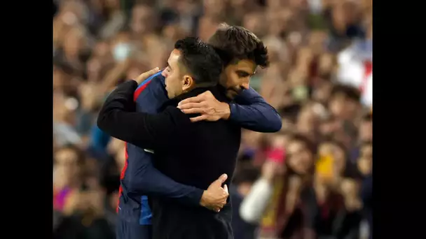 🏟️🙌 L'ovation du Camp Nou pour la sortie de Gerard Piqué