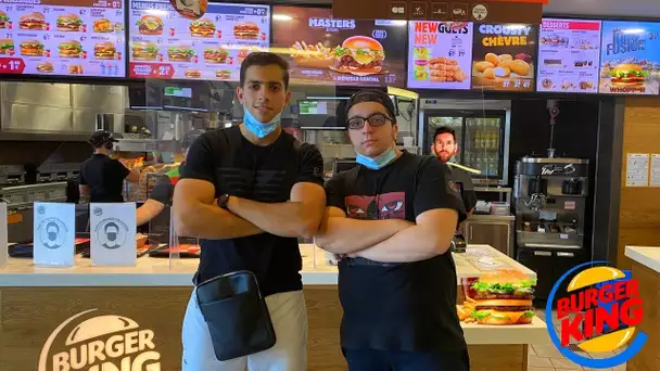 ON MANGE POUR LA PREMIÈRE FOIS DE SA VIE BURGER KING !😜🤩 ( C'est pas hallal)