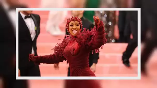 ✅  VIDEO. Cardi B dépense plusieurs milliers de dollars pour les enfants défavorisés