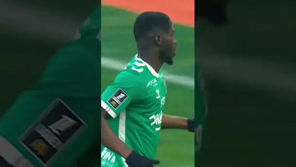 La grosse frappe d'Augustine Boakye qui offre le nul aux Verts ! #Ligue1 #Ligue1McDonalds #ASSE