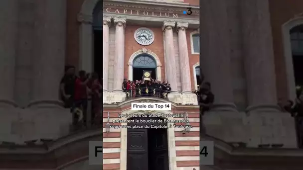 TOP 14 - Le retour du bouclier de Brennus place du Capitole