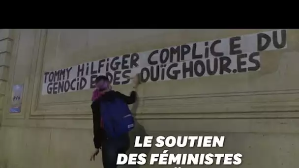 Les "colleuses" soutiennent les Ouïghours sur les murs de Paris