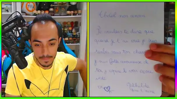 JE REÇOIS UNE LETTRE D'AMOUR D'UNE ABONNÉE EN PLEIN LIVE - LIA PÈTE LES PLOMBS