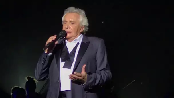 Michel Sardou malade  pourquoi l'acteur a t il été contraint d'annuler les représentations de sa pi