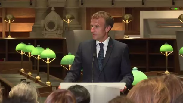 Emmanuel Macron: "Notre identité ne s'est jamais bâtie sur le rétrécissement"