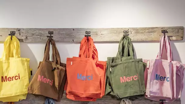 12 Tote bags super stylés pour vous accompagner tout au long de l'année !