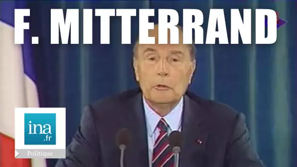 François Mitterrand "Changer le nom du PS ?" | Archive INA