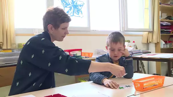 La scolarisation des enfants ukrainiens pour apprendre les rudiments du français