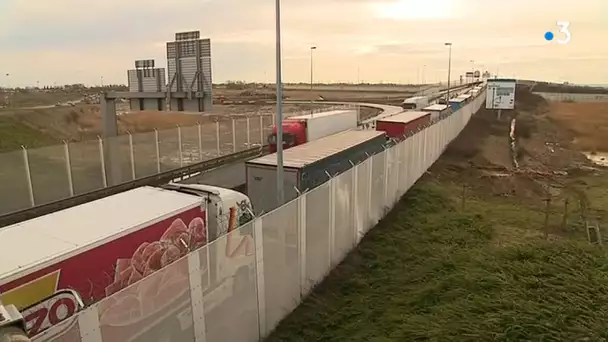Calais : une action des douaniers avant le Brexit provoque de gros bouchons
