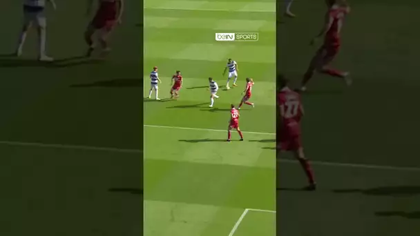 🤯 Le missile poteau rentrant de Dozzell avec #QPR ! Une frappe IM-PA-RABLE ! #football #goals