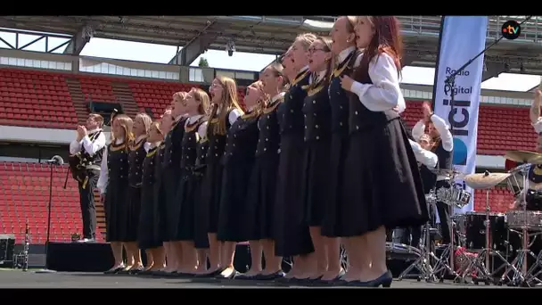 Bagad Ar Meilhoù Glaz (Quimper) - Grand Spectacle des bagadoù