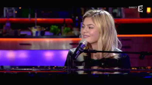 Louane, en Live avec "Maman" - C à vous - 15/12/2015