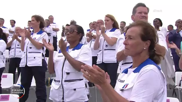 L'hommage de la Nation aux soignants lors du défilé du 14 juillet 2020. Une angevine était présente.