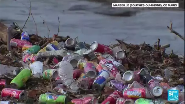 A Marseille, tollé après le déversement de tonnes de déchets dans la mer • FRANCE 24
