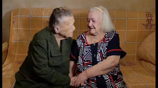 En Russie, deux sœurs se sont retrouvées après 78 ans de séparation