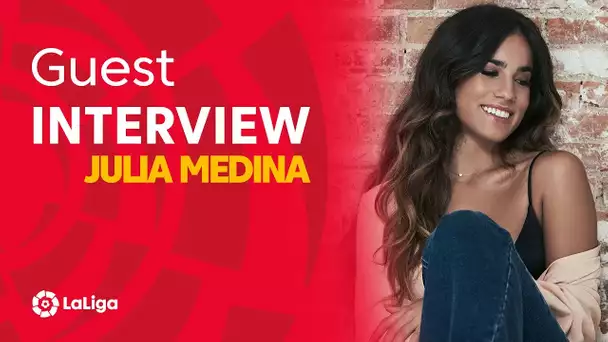Julia Medina visita LaLiga: "Yo sería una futbolista sorprendente"