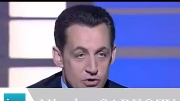 Nicolas Sarkozy "je pense aux élections pas seulement quand je me rase" - Archive vidéo INA