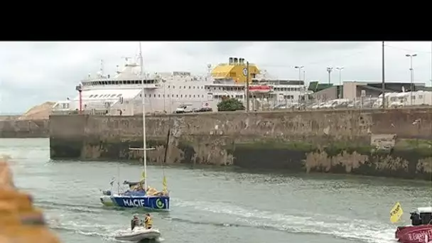 Dieppe : l&#039;arrivée de la Solitaire du Figaro