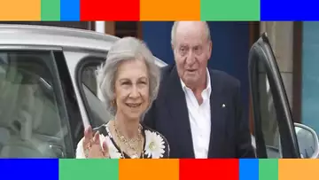 Retour de Juan Carlos en Espagne  son épouse Sofia fait le minimum
