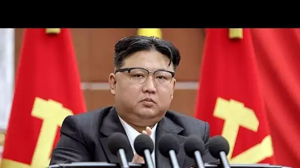 Kim Jong Un appelle à "une capacité de réponse de guerre écrasante"