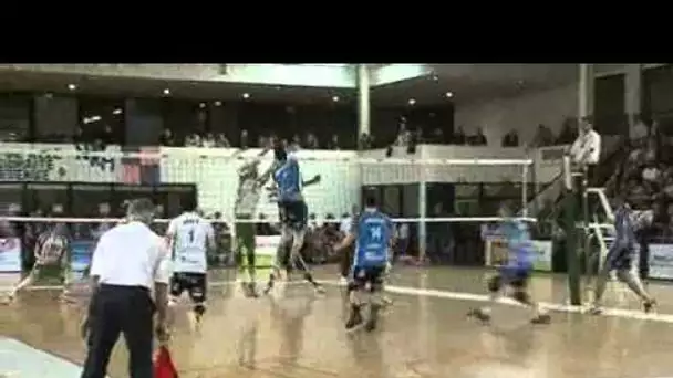 Volley Nantes-Rezé bat Tourcoing 3 à 0