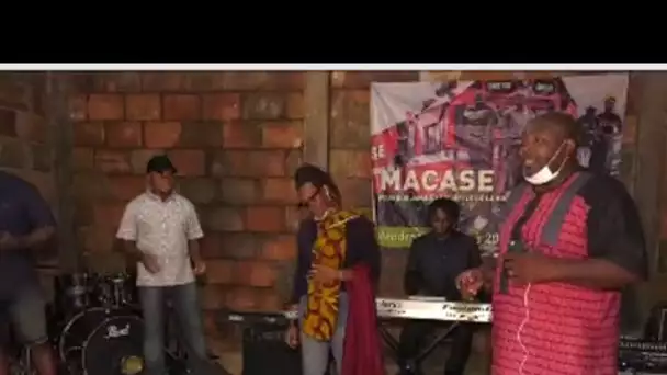 Mort de Manu Dibango : à Yaoundé, hommage en musique à l'enfant du pays