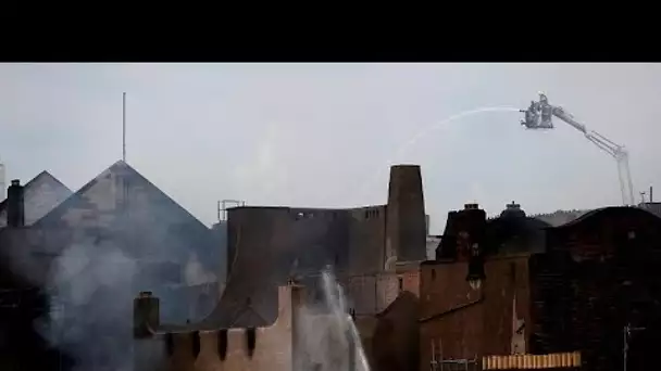 La prestigieuse Glasgow School of Arts part en fumée