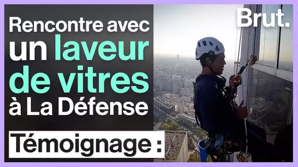 Un jour avec un laveur de vitres à La Défense