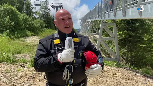 Écoutez Julien Montabone, opérateur sur la tyrolienne de Mijoux