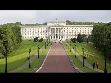 Le Sinn Fein aux portes du pouvoir : le parti républicain nord-irlandais en tête des sondages