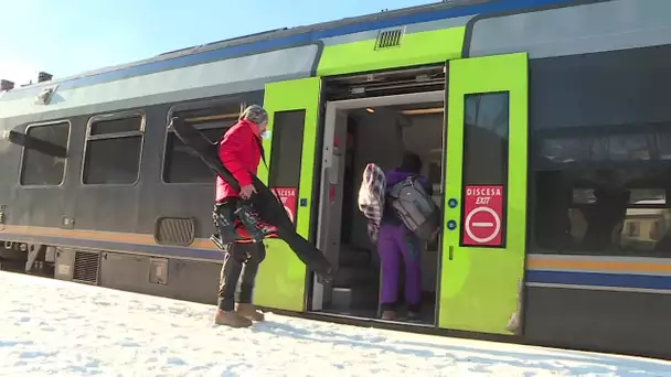 Le train des neiges propose des liaisons ferroviaires gratuites entre Tende et Limone