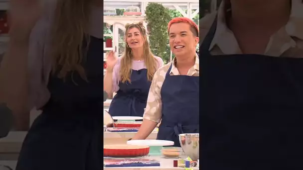 Poopi et Nicolas Waldorf ne sont pas sûrs de leur niveau en pâtisserie ! 😮