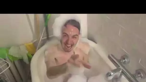 KENNY RATE SON RAMADAN JE LE SURPREND DANS LA DOUCHE AVEC UNE COMPOTE DE POMME