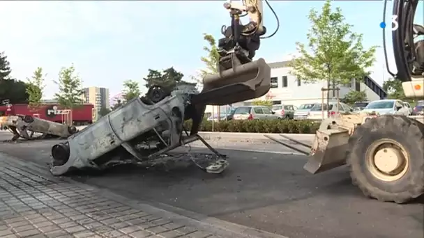 Violences urbaines à Nantes : un habitant retrouve son véhicule brûlé