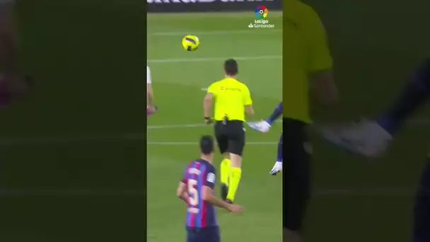 So big, so good!  ⛔ COURTOIS ⛔  #shorts #laligasantander #ElClasico #realmadrid #fcbarcelona