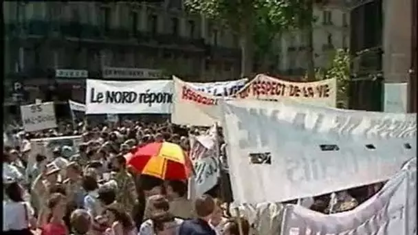 Manif pour et contre avortement