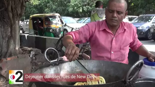 NO COMMENT - Déjeuner dans les rues de New Delhi