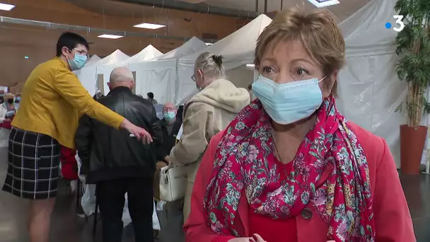 Combat pour obtenir les doses de vaccin dans les vaccinodromes. Exemple à Calais et Denain.