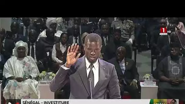 Le nouveau président sénégalais Bassirou D. Faye prête serment