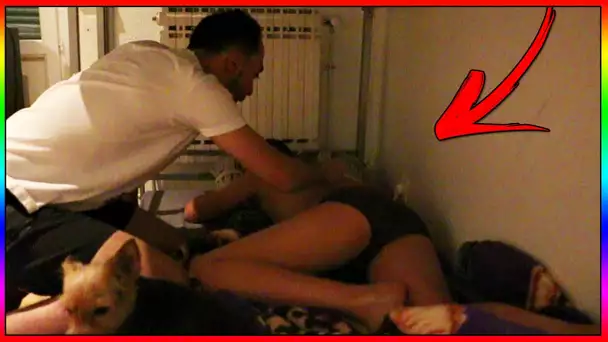 JE FAIS DU TRÈS TRÈS SALE A MOMO PENDANT QU'IL DORT ET MIRZA ME MORD  !!