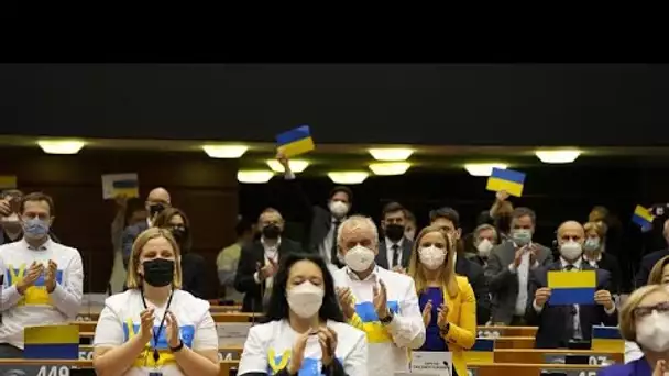 Les eurodéputés disent oui à l’adhésion de Kiev à l’Union européenne