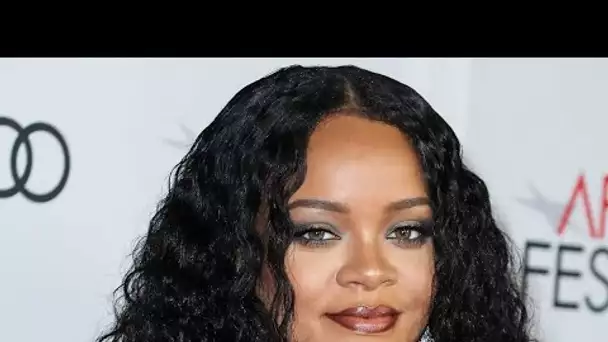 Rihanna super sexy en lingerie arc-en-ciel Savage x Fenty, elle est topissime