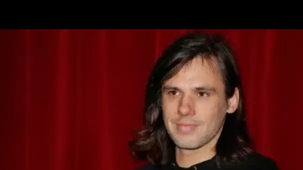 « La vieille du CDI » : Orelsan réagit à sa façon aux nombreux commentaires sur...
