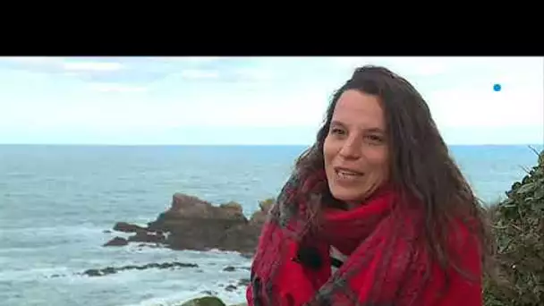 Clarisse Lavanant chante les artistes qui l'inspirent (VF)