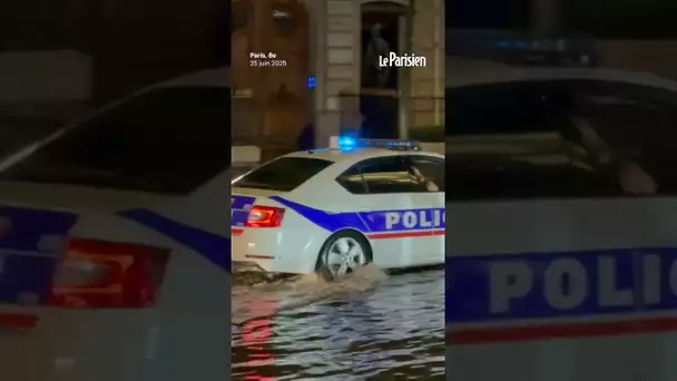 Orages à Paris : des policiers diffusent la musique de Titanic au milieu d'une rue inondée