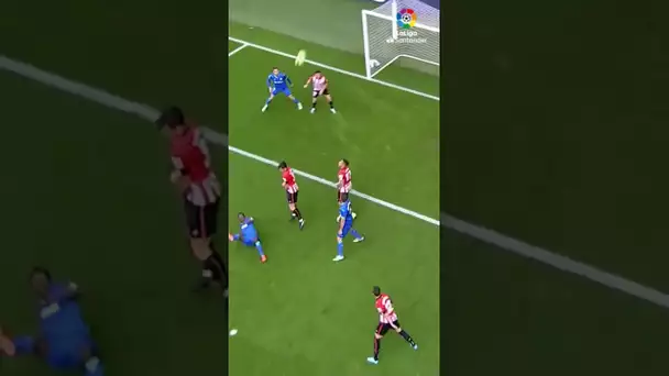 Julen's reflexes! 👌 🤪  #shorts #laligasantander #athletic #getafe