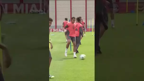 🇨🇴 Les premiers pas de Luis Diaz au Bayern ! #shorts